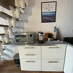 Face à La Appartamento *